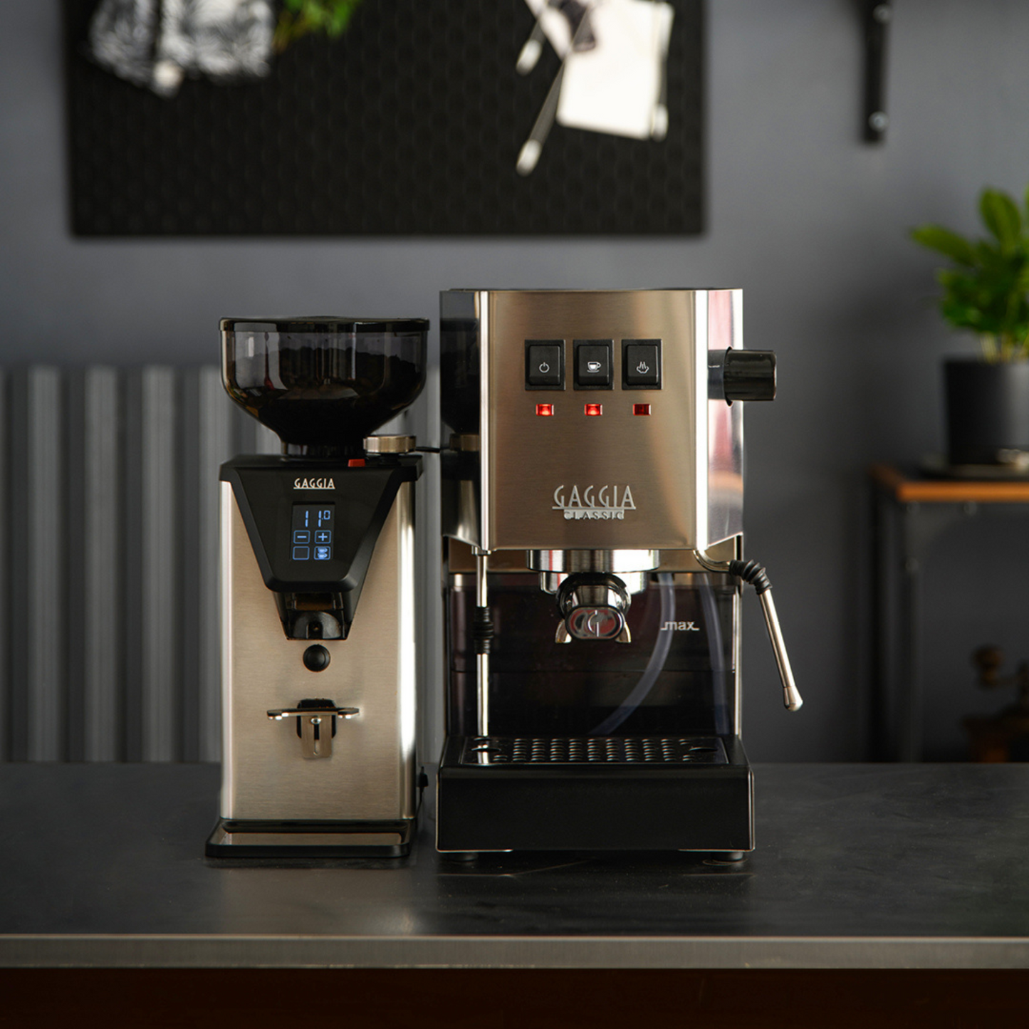 Gaggia Milano MDF 55 Coffee Grinder: Touchscreen & Rotating Knob Controls, Stepless Micrometric Adjustment, Flat Burr, 310W Motor, 250g Hopper – Made in Italy