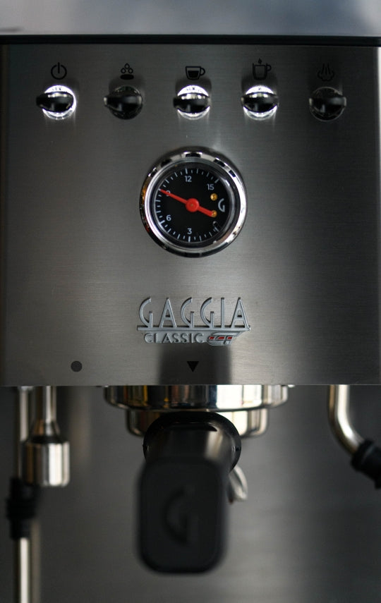 Gaggia Classic GT Dual-Boiler Espresso Machine | Dual-PIDs, Pre-Infusion & Intuitive Screen | Made in Italy | Colored TFT Display