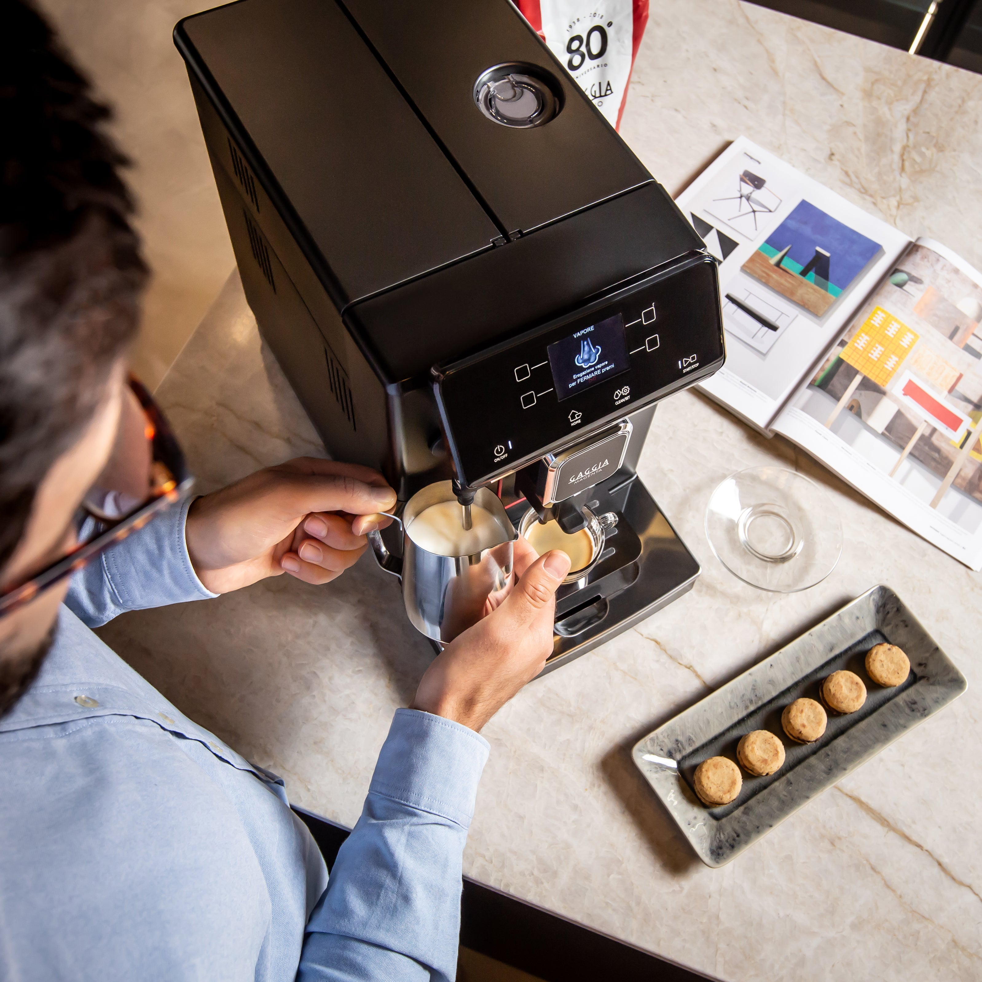 Magenta Plus A Barista at Home Gaggia Arabia